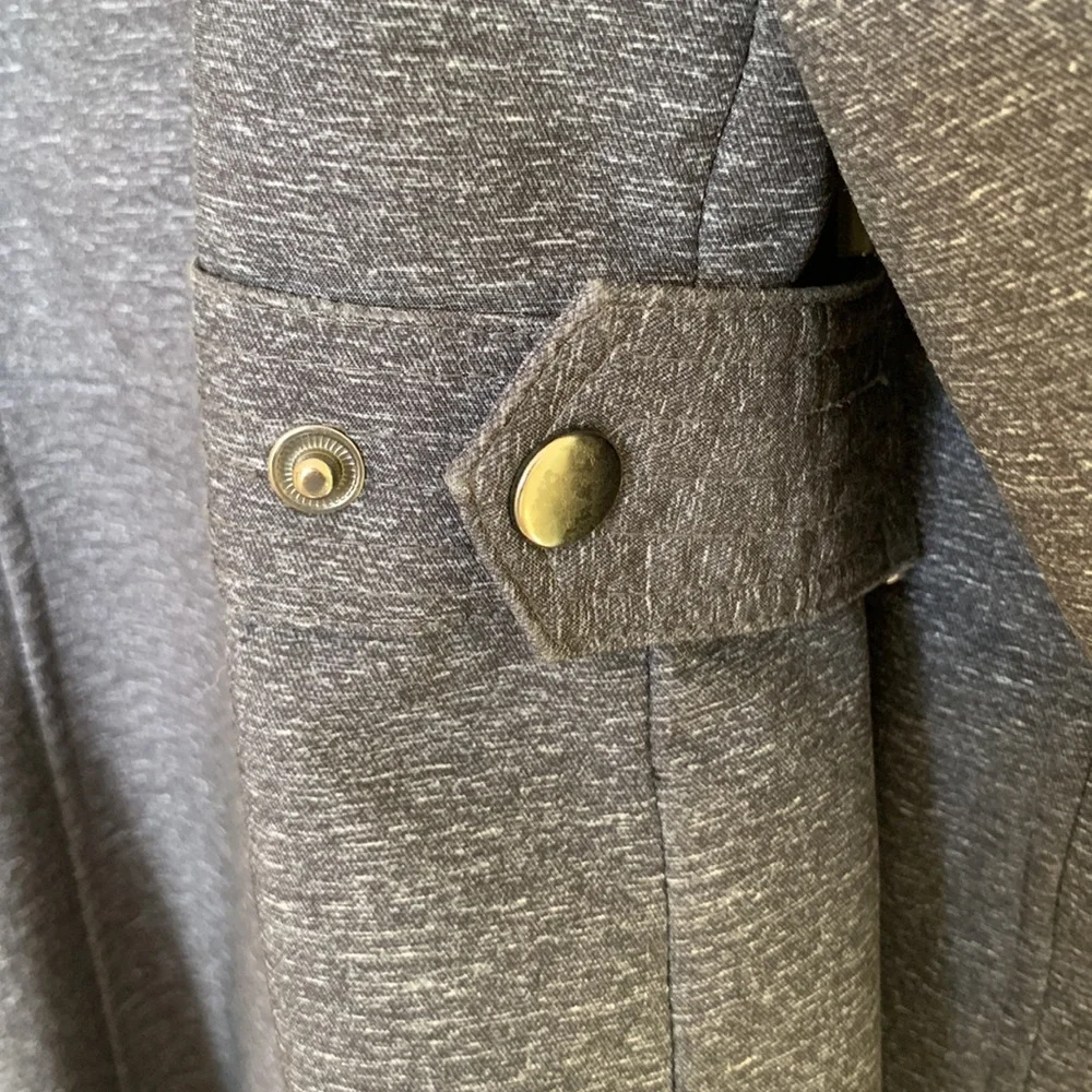 Jacket-lightweight - Picture 6 of 8